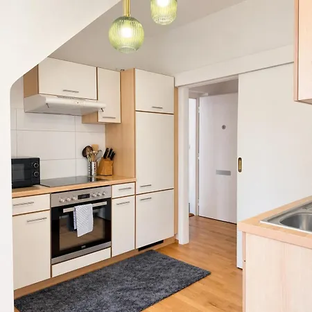 Homes - Centre *